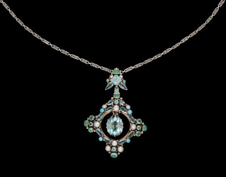 AN ARTS AND CRAFTS BLUE ZIRCON, CHRYSOPRASE, TURQUOISE AND HALF PEARL PENDANT IN THE MANNER OF DORRI