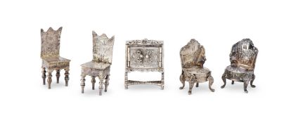 A COLLECTION OF SILVER MINIATURE FURNITURE