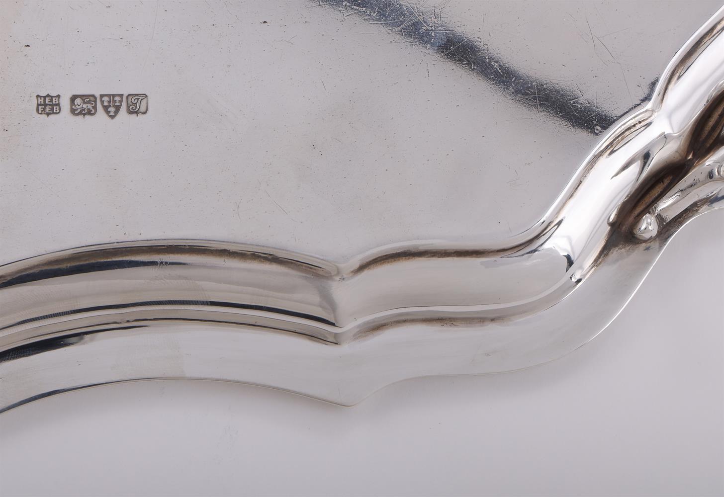 A SILVER SHAPED SQUARE SALVER - Image 4 of 4