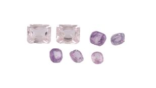 FIVE UNMOUNTED PINK AND PURPLE SAPPHIRES AND TWO MORGANITES