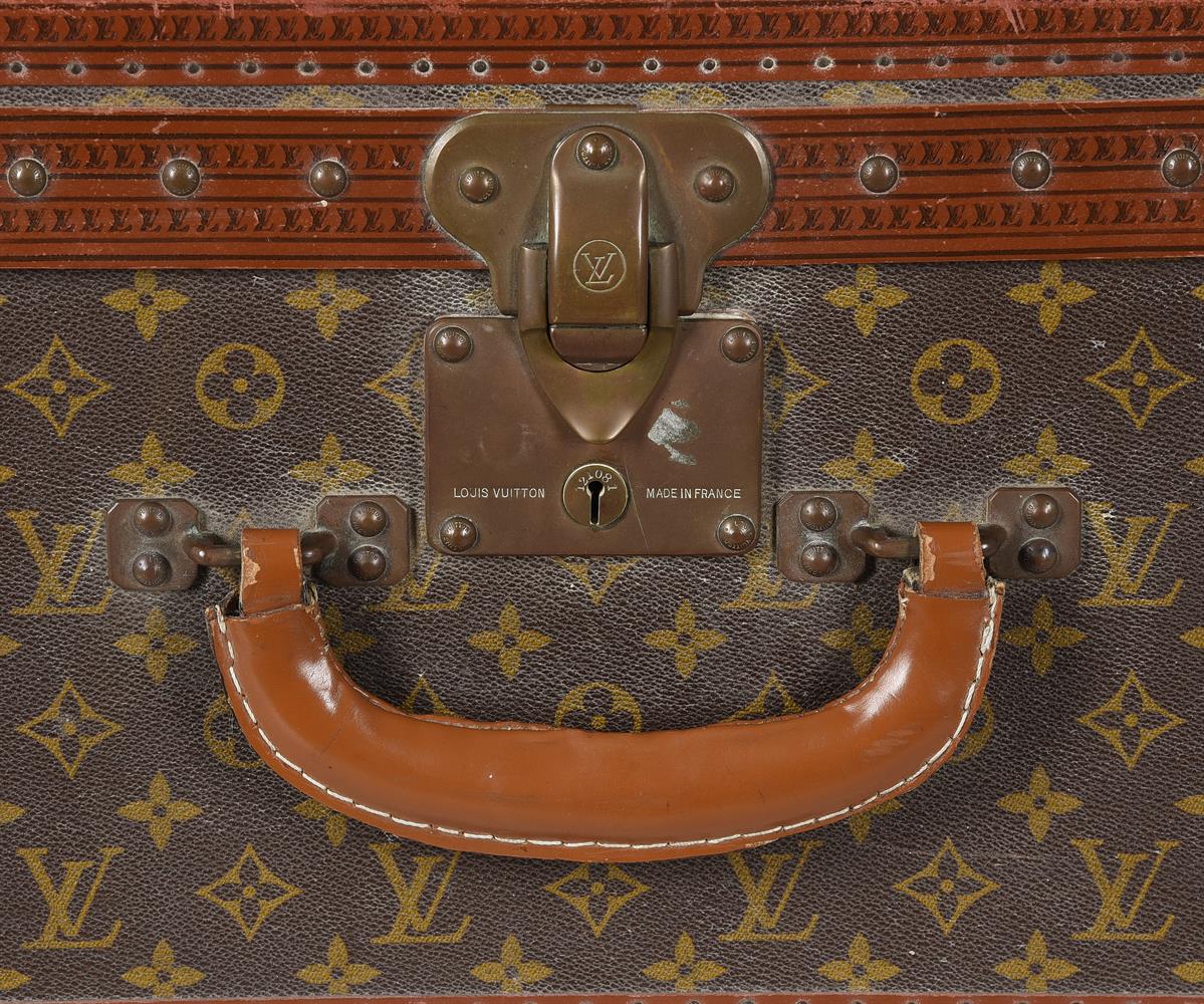 LOUIS VUITTON, A MONOGRAMMED COATED CANVAS HARD TRAVELLING CASE - Image 3 of 5