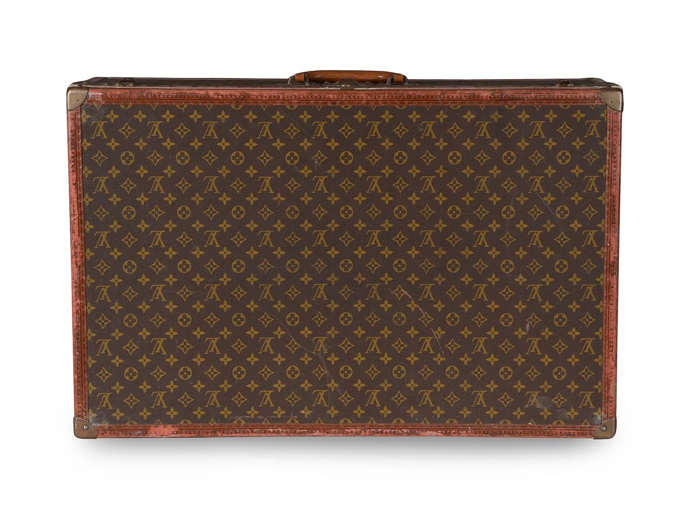 LOUIS VUITTON, A MONOGRAMMED COATED CANVAS HARD TRAVELLING CASE - Image 2 of 5