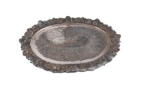 A LARGE ELECTRO-PLATED SHAPED OVAL TRAY