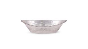 AN EDWARDIAN CASED SILVER OVAL BOWL