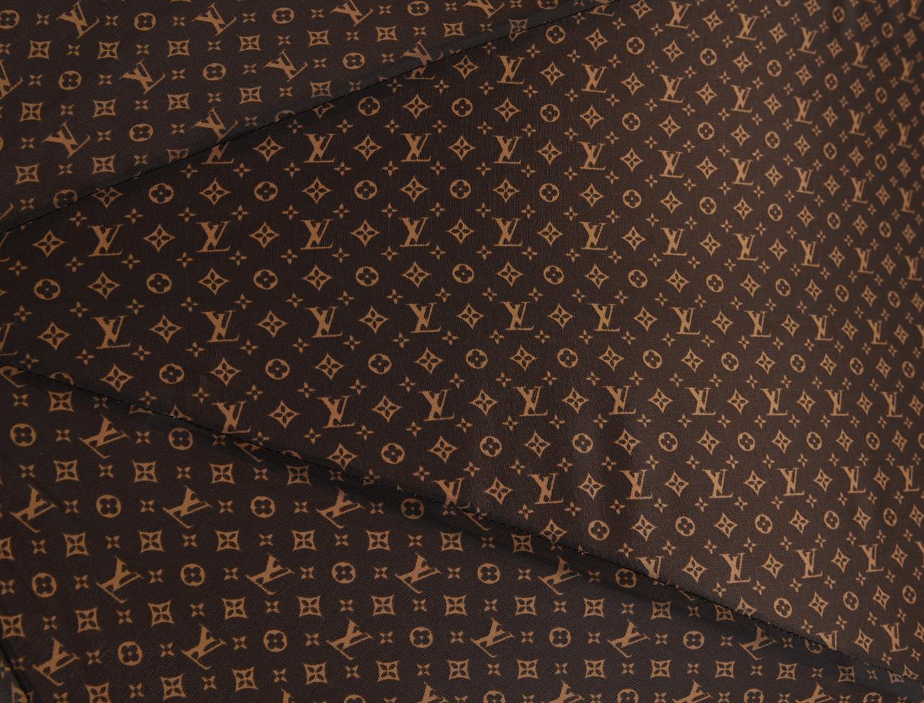 LOUIS VUITTON, MONOGRAM UMBRELLA - Image 5 of 5