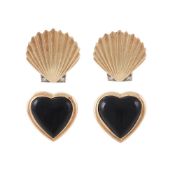 A PAIR OF SHELL EAR CLIPS AND A PAIR OF ONYX HEART EAR STUDS