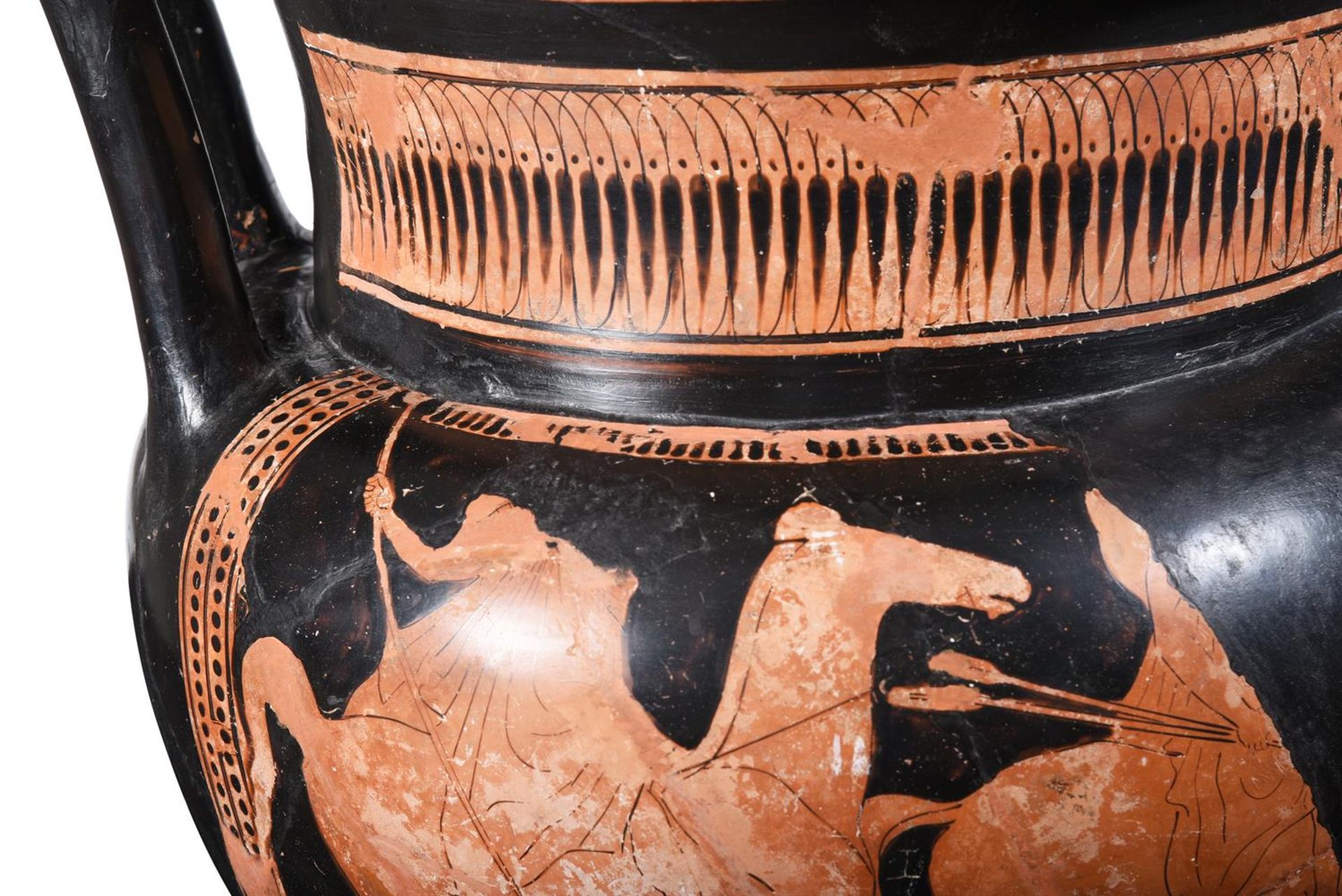AN ATTIC RED-FIGURE COLUMN KRATER, ATTRIBUTED TO THE LENINGRAD PAINTER, CIRCA 480-460 B.C. - Image 4 of 4