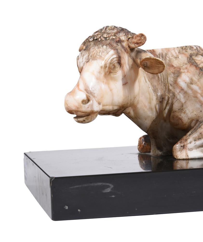 A PAIR OF DERBYSHIRE CARVED MODELS OF A BULL AND A COW, EARLY 19TH CENTURY - Image 3 of 5