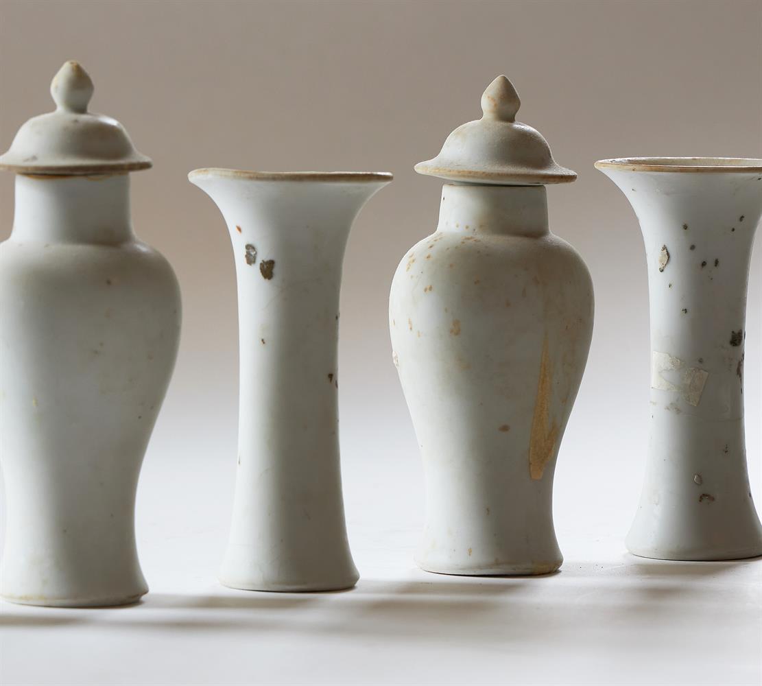 A WHITE PORCELAIN MINIATURE ‘SHIPWRECK’ GARNITURE, CHINESE, 18TH CENTURY - Image 3 of 10