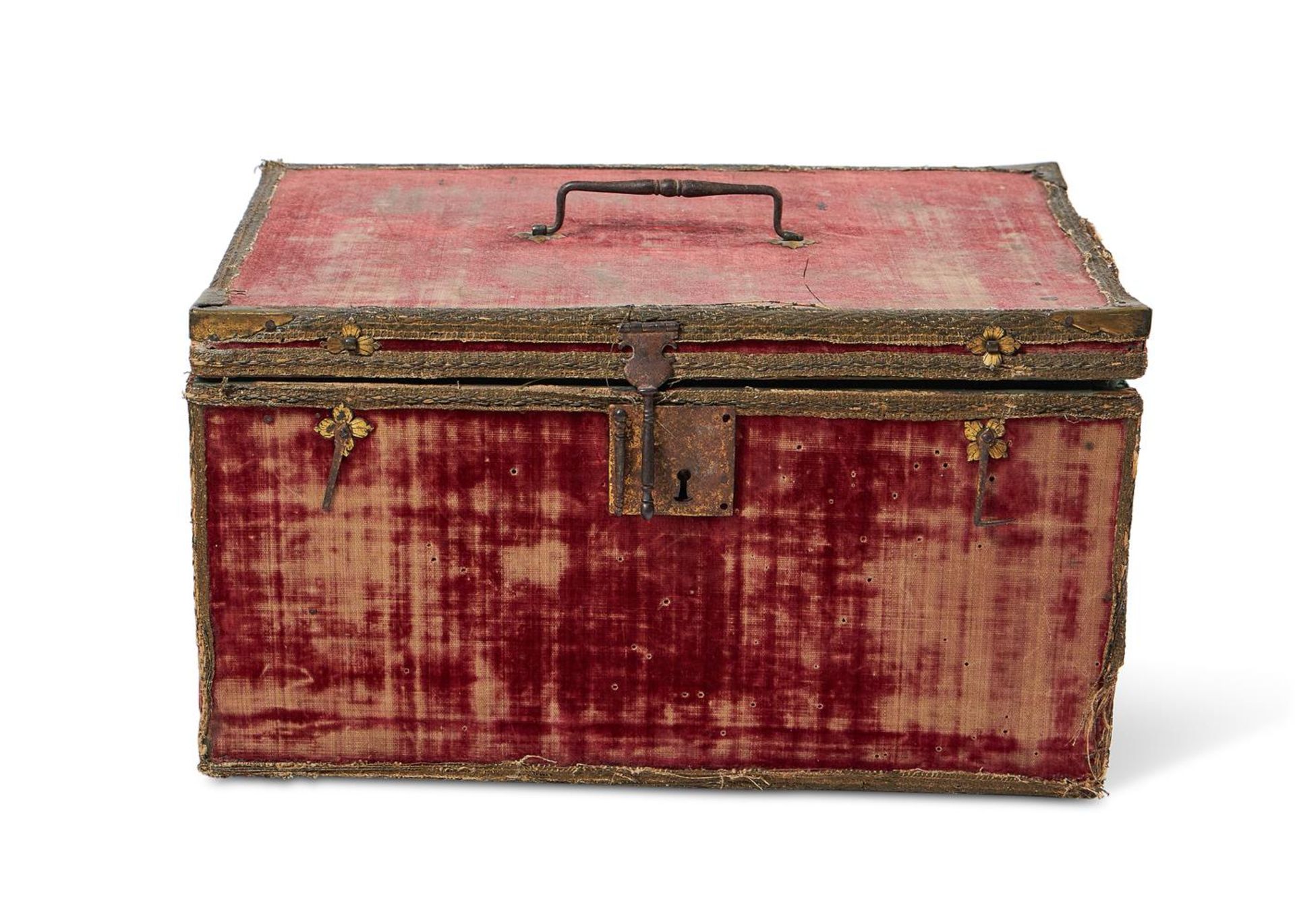 A LOUIS XIV RED VELVET COVERED TABLE BOX, 17TH CENTURY - Bild 2 aus 3