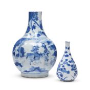 A TRANSITIONAL BLUE AND WHITE VASE CHINESE