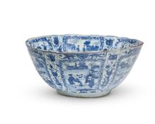 A 'KRAAK' BLUE AND WHITE DEEP BOWLCHINESE