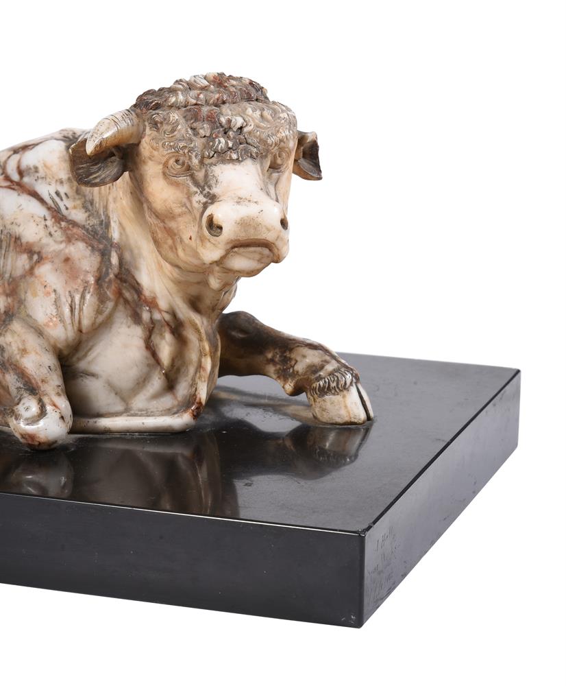 A PAIR OF DERBYSHIRE CARVED MODELS OF A BULL AND A COW, EARLY 19TH CENTURY - Image 2 of 5