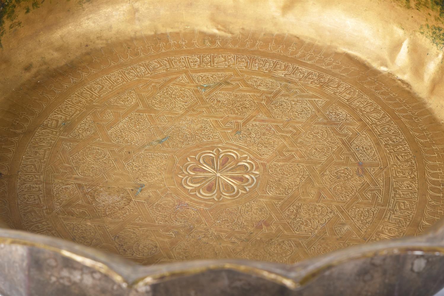 A MAMLUK ENGRAVED BRASS BASIN, EGYPT OR SYRIA, CIRCA 14TH CENTURY - Image 4 of 5