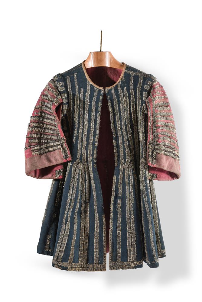 AN EMBROIDERED VELVET TUNIC OF A SHERWOOD FORESTER, 17TH CENTURY