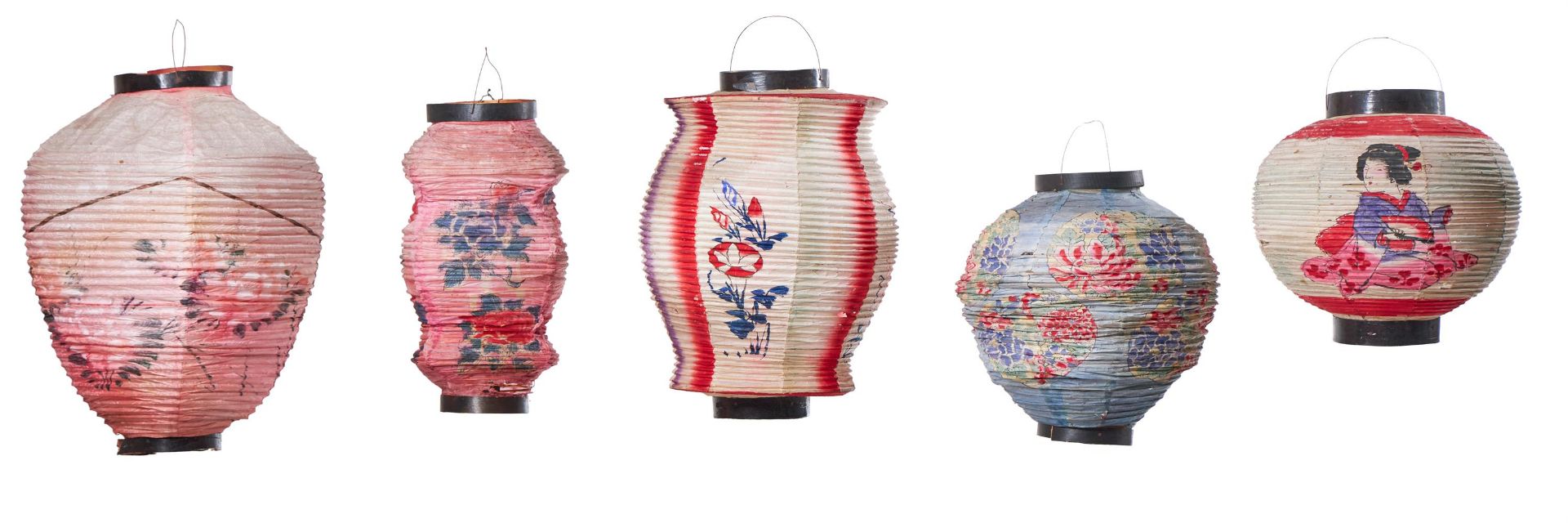 A LARGE COLLECTION OF JAPANESE PAPER LANTERNS, MID/EARLY 20TH CENTURY - Image 3 of 3