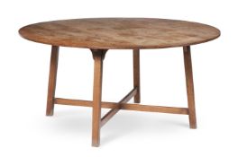AN ARTS AND CRAFTS OAK CENTRE TABLE, EARLY 20TH CENTURY