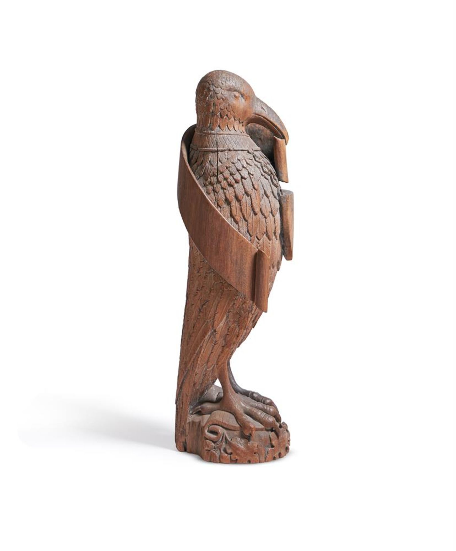 A VICTORIAN WALNUT CARVING OF A BIRD OF PREY ATTRIBUTED TO WILLIAM WHITE, CIRCA 1870 - Bild 4 aus 6