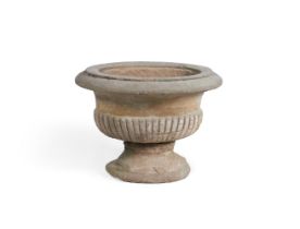 A STONE CISTERN OR JARDINIERE, ITALIAN 17TH/18TH CENTURY