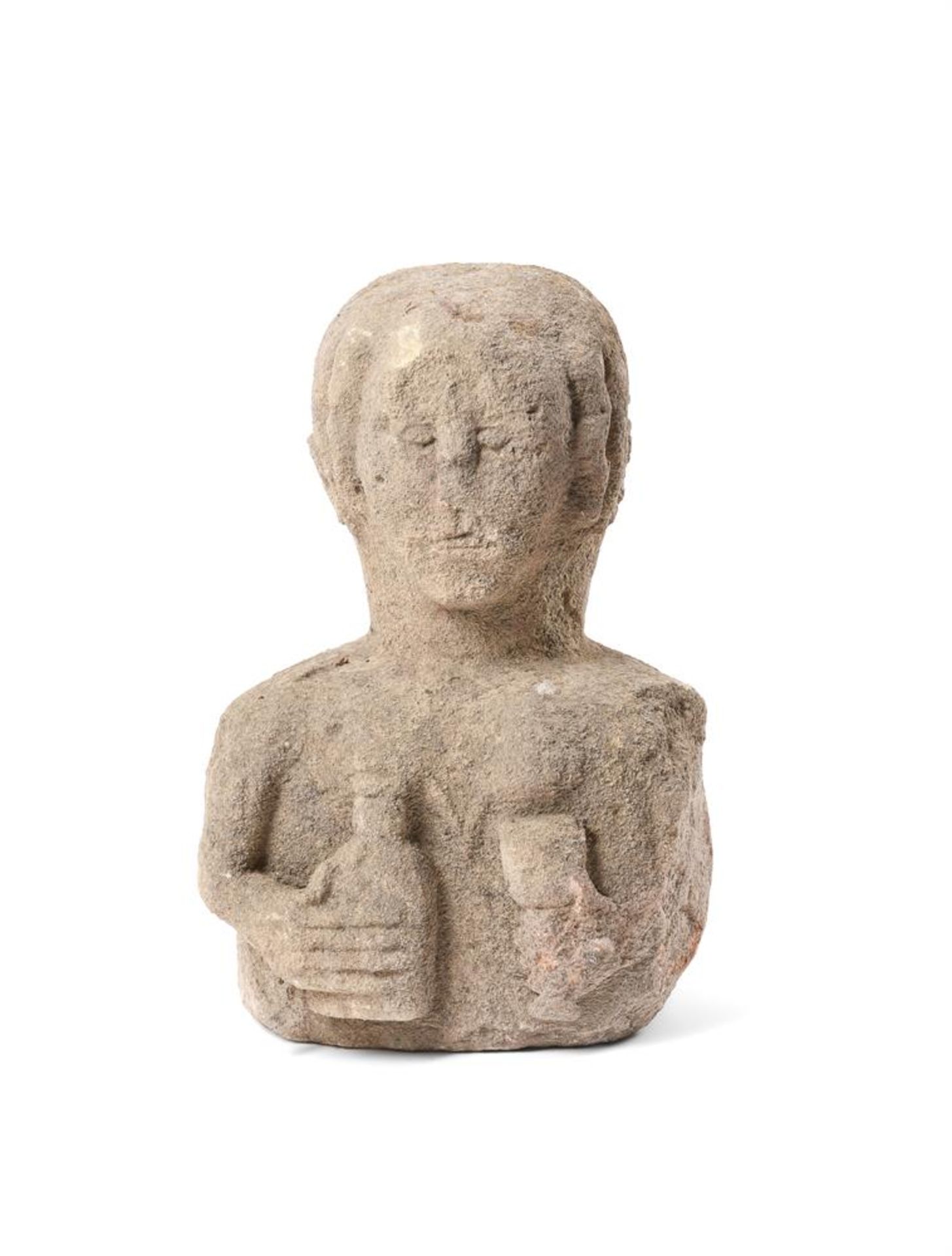 A WEATHERED CARVED STONE HALF LENGTH FIGURE OF A TOPER MAIDEN, PROBABLY 17TH CENTURY OR EARLIER - Bild 4 aus 5