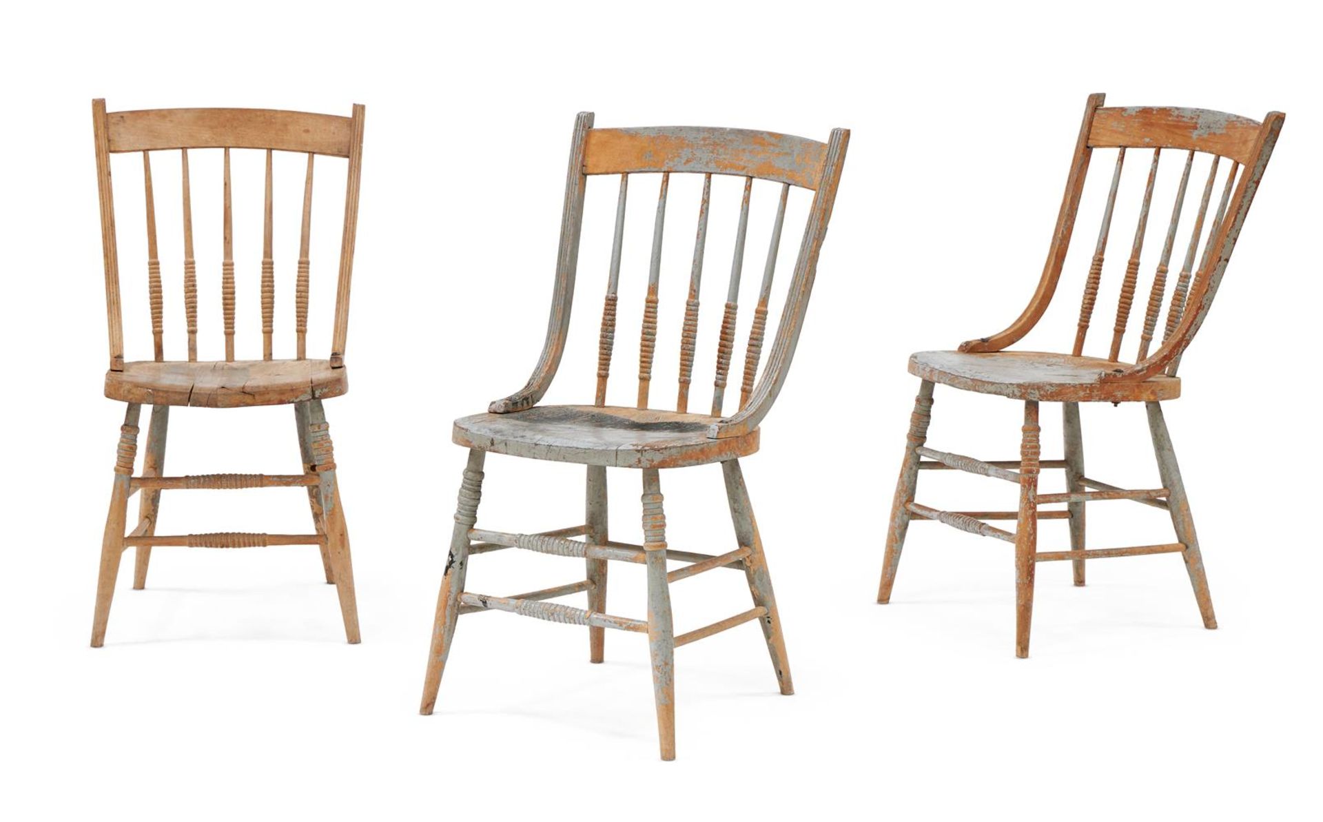 A SET OF EIGHT PAINTED BEECH DINING CHAIRS, FRENCH, EARLY 20TH CENTURY - Bild 5 aus 5