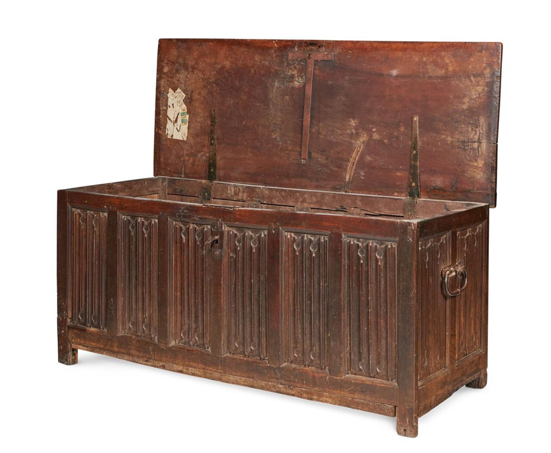 AN OAK COFFER, LATE 16TH/EARLY 17TH CENTURY - Image 2 of 4