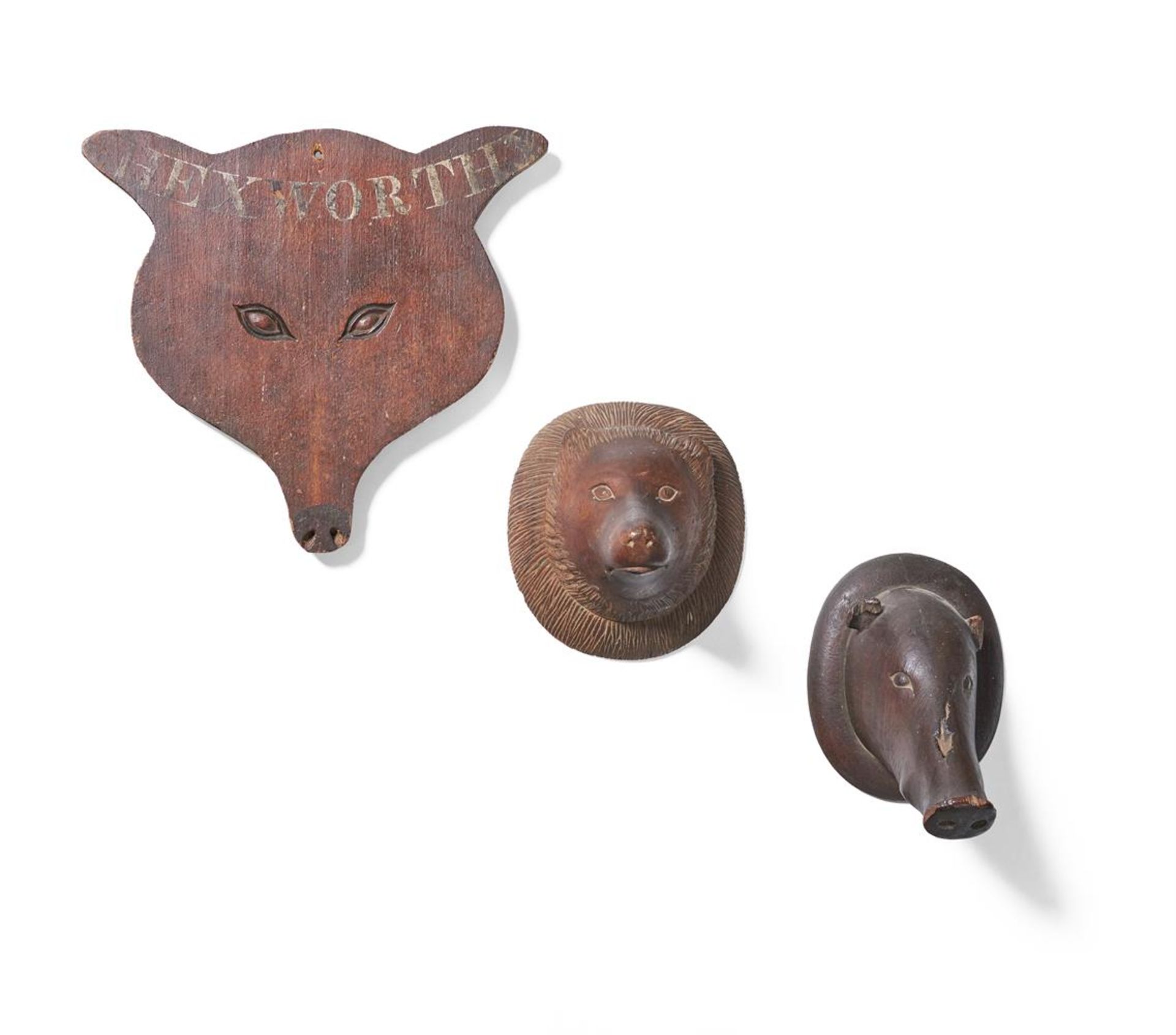 TWO FRENCH CARVED WALNUT GAME TROPHY HEADS, LATE 19TH/EARLY 20TH CENTURY - Bild 2 aus 4