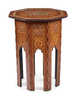 Y A SYRIAN WALNUT AND MOTHER OF PEARL INLAID OCTAGONAL TABLE, SECOND HALF 20TH CENTURY