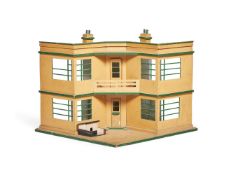 A CREAM AND GREEN PAINTED DOLL'S HOUSE IN THE MODERNIST MANNER, EARLY 20TH CENTURY