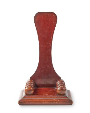 A VICTORIAN MAHOGANY SALVER OR PLATE STAND, MID 19TH CENTURY