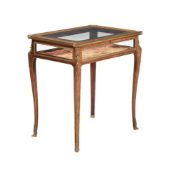 Y A FRENCH KINGWOOD AND GILT METAL MOUNTED TABLE VITRINE