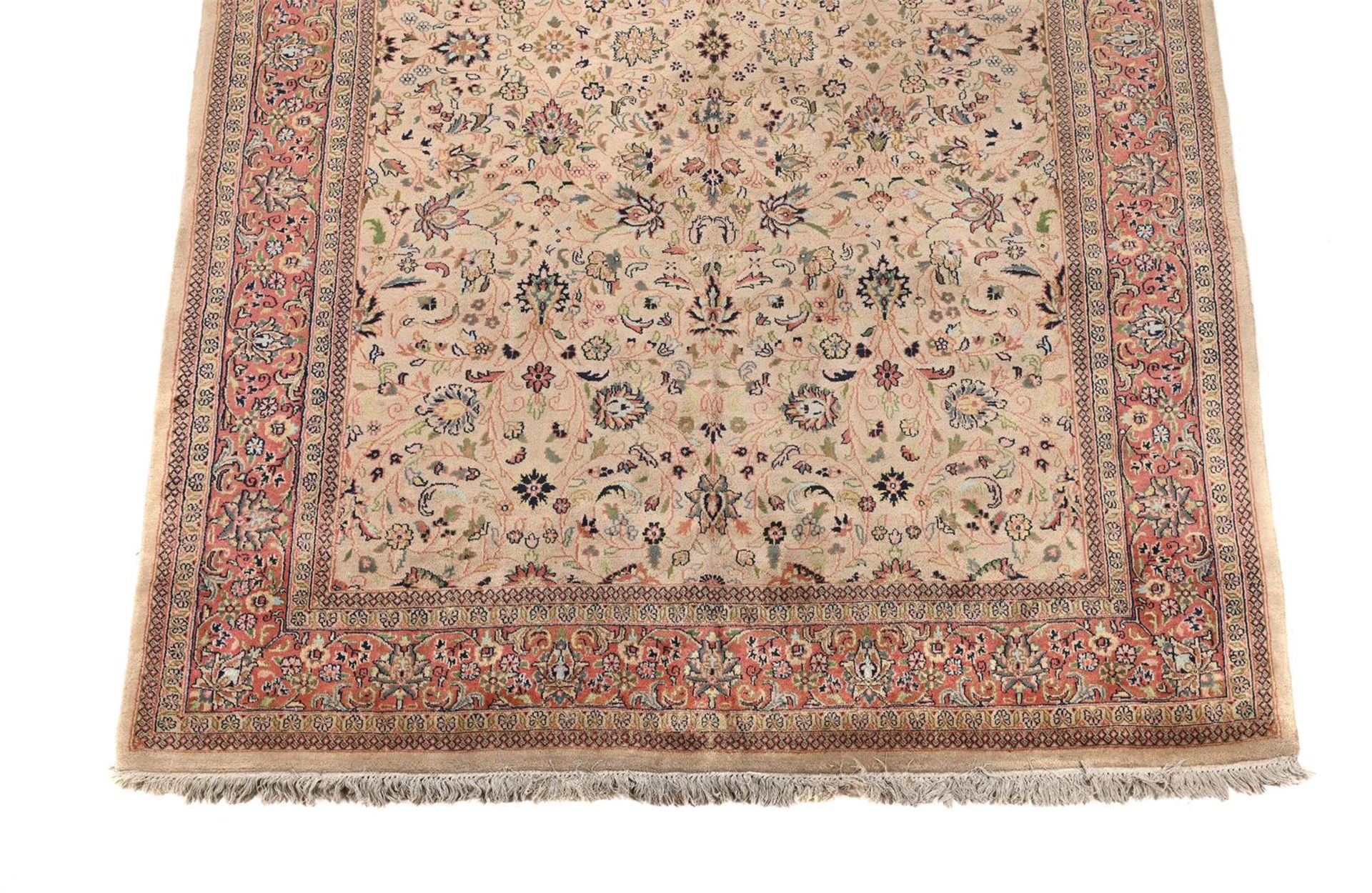 A SAROUK RUG - Image 2 of 2