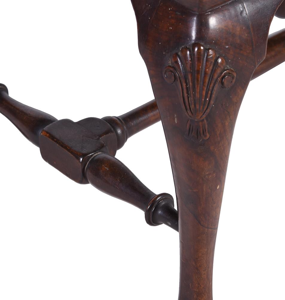 A CARVED MAHOGANY STOOL IN GEORGE II IRISH STYLE - Image 3 of 4