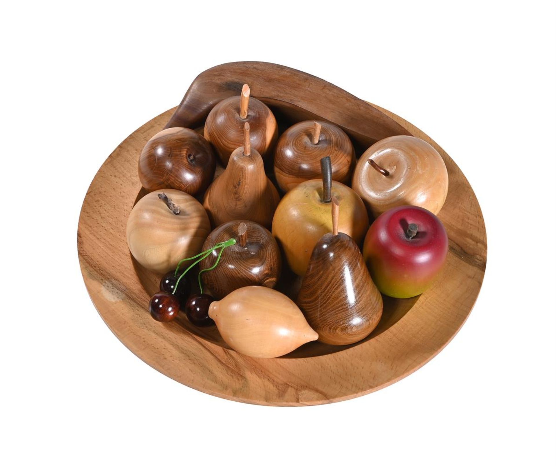 A COLLECTION OF TWELVE CARVED WOOD MODELS OF FRUIT - Image 2 of 3