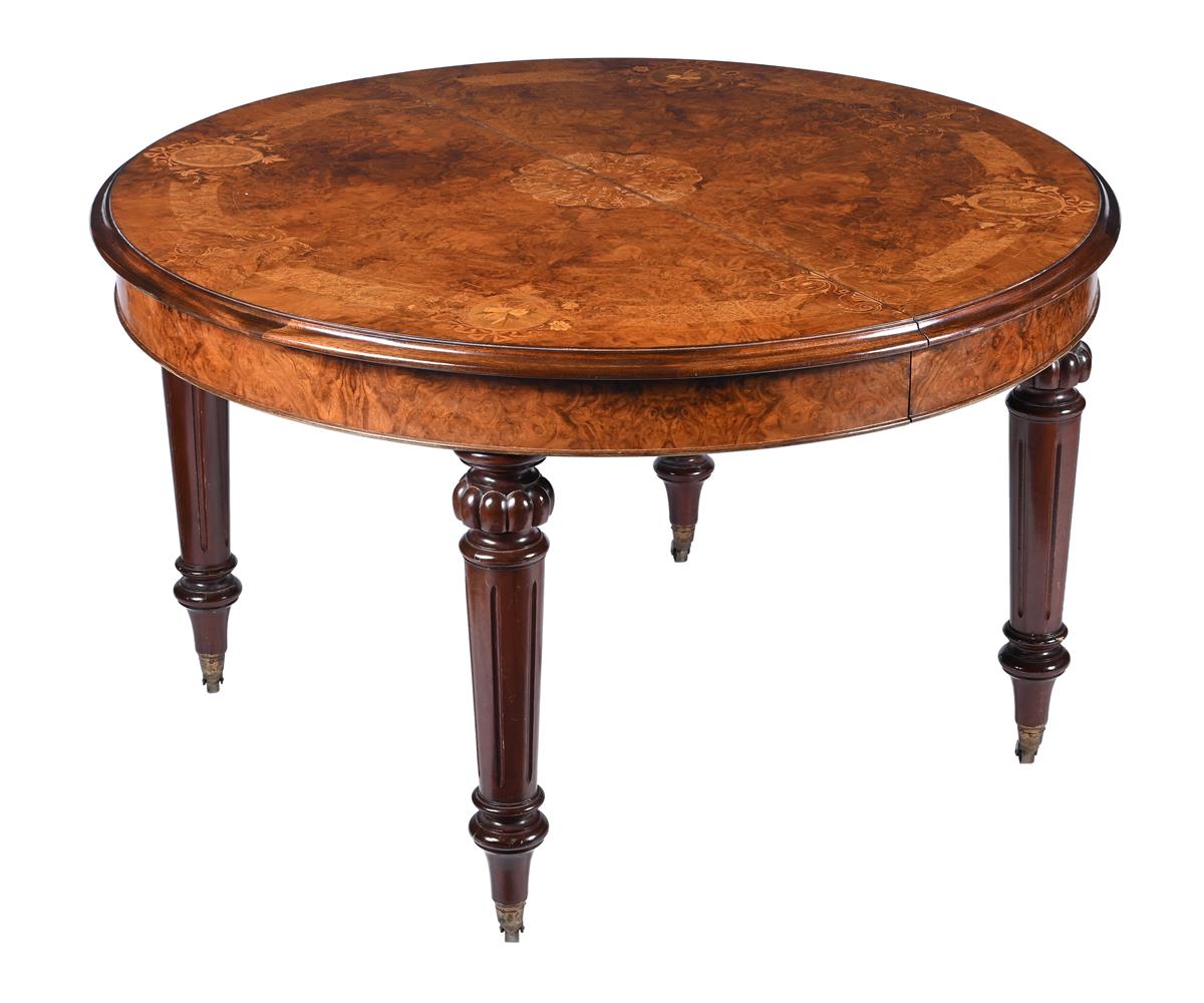 A WALNUT AND INLAID EXTENDING DINING TABLE IN VICTORIAN STYLE - Image 2 of 2