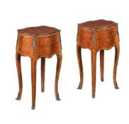 Y A PAIR OF FRENCH KINGWOOD PARQUETRY INLAID SIDE TABLES IN LOUIS XVI STYLE
