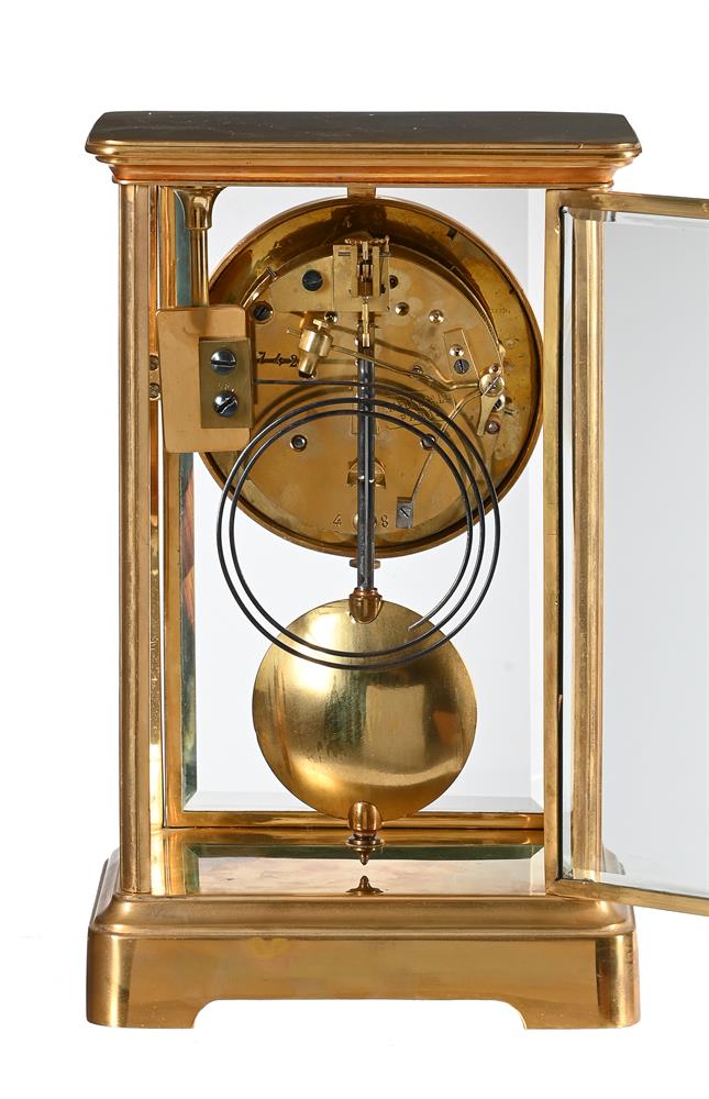 A FRENCH GILT BRASS AND CHAMPLEVE ENAMELLED FOUR-GLASS MANTEL CLOCK - Image 2 of 3