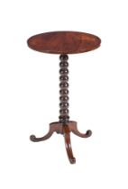 Y A VICTORIAN ROSEWOOD OCCASIONAL TABLE