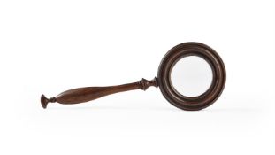 Y A ROSEWOOD GALLERY OR LIBRARY MAGNIFYING GLASS, 19TH CENTURY
