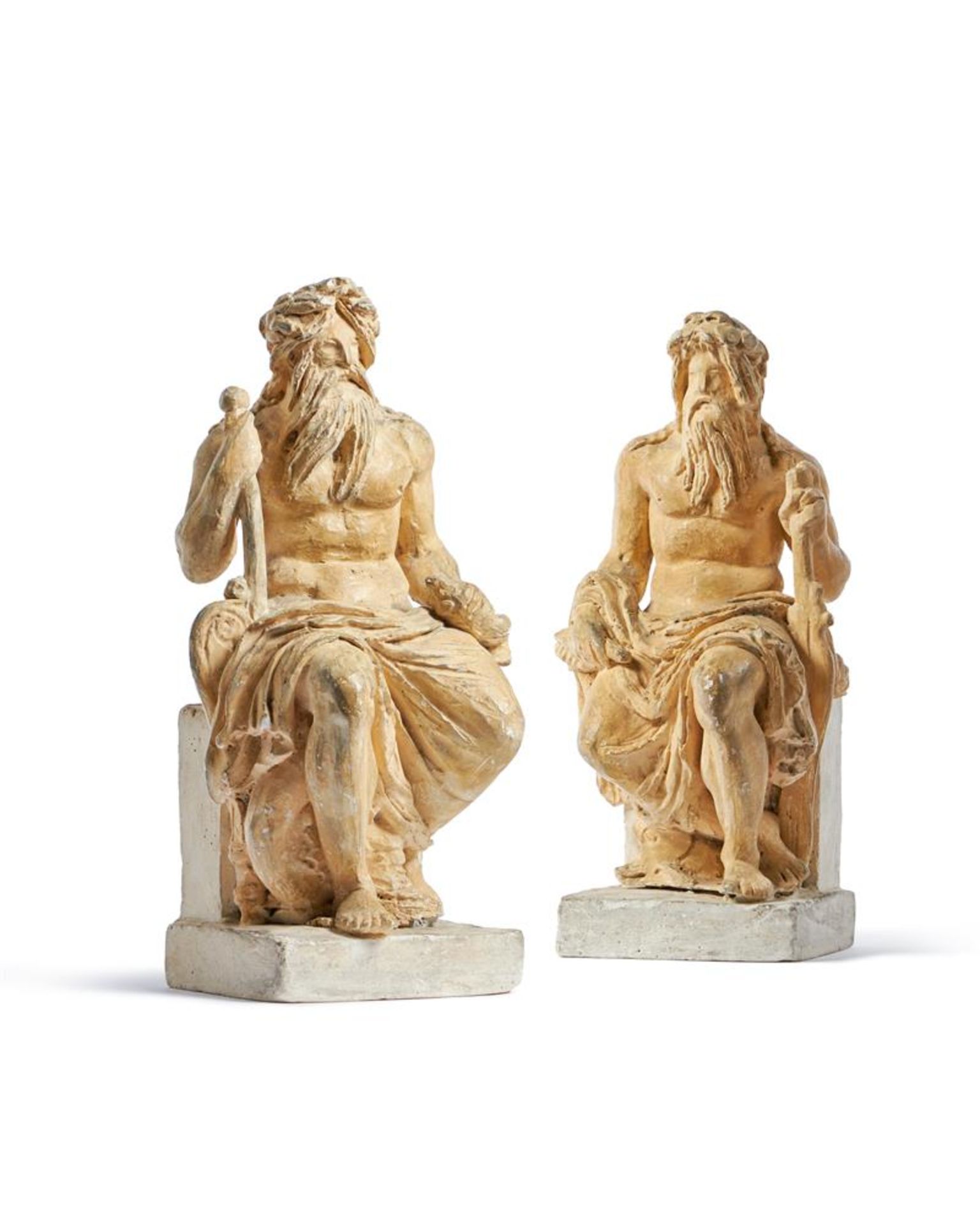 A PAIR OF ITALIAN PLASTER FIGURES OF SEATED RIVER GODS, EARLY 19TH CENTURY - Bild 2 aus 2