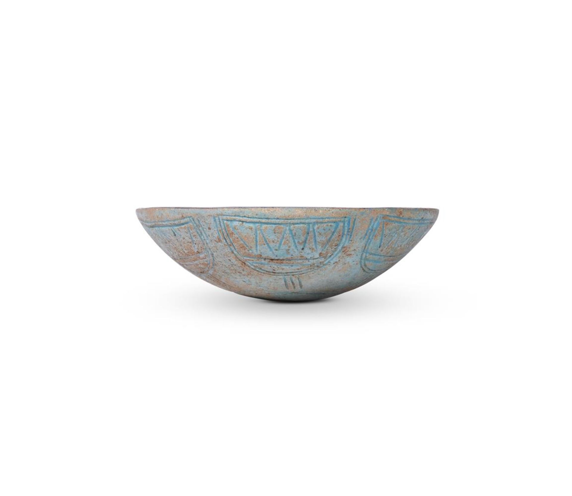 AN ANCIENT EGYPTIAN BLUE FAIENCE BOWL, POSSIBLY 18TH DYNASTY - Image 2 of 4