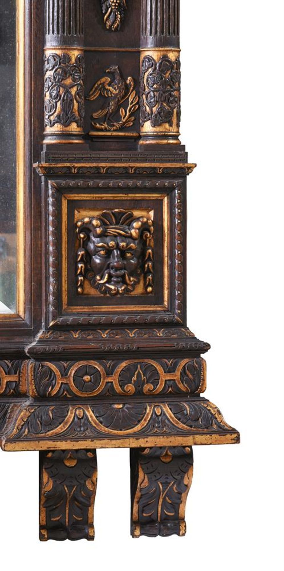 A LARGE ITALIAN CARVED OAK AND WALNUT AND PARCEL GILT MIRROR, 17TH CENTURY AND LATER - Bild 5 aus 5