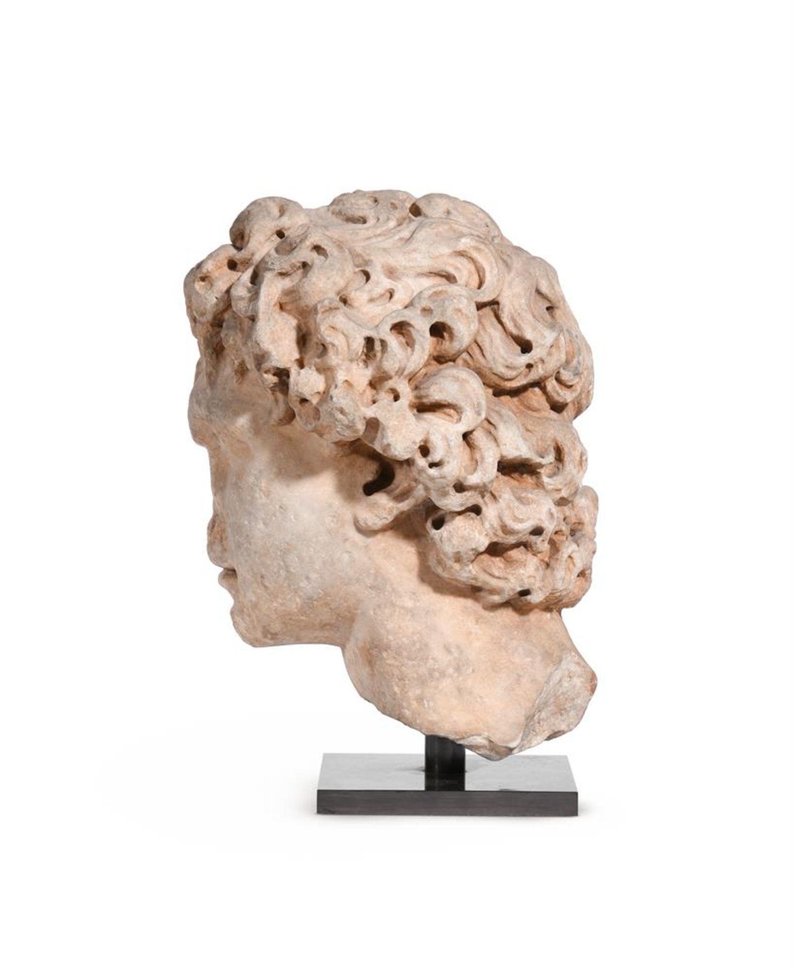 A ROMAN WHITE MARBLE PORTRAIT HEAD OF A YOUNG MAN, 2ND CENTURY A.D. - Bild 3 aus 3