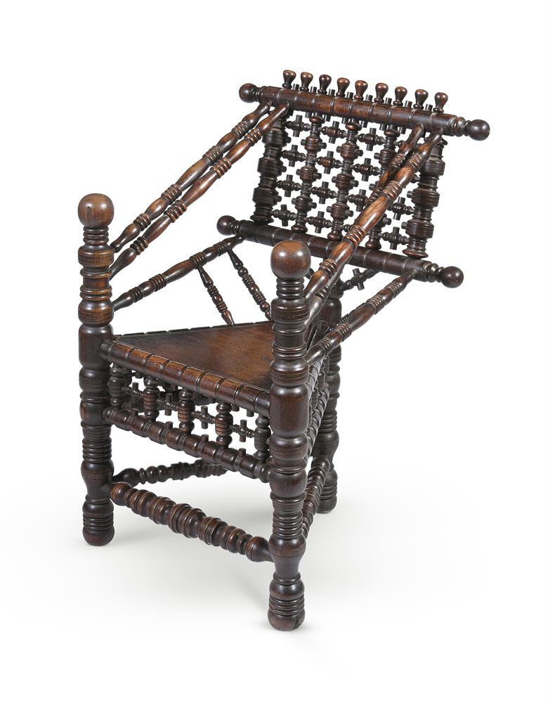 AN OAK TURNERS ARMCHAIR, LATE 19TH OR 20TH CENTURY - Image 3 of 4