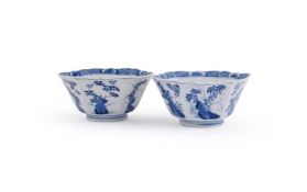 A pair of Chinese blue and white hexagonal bowls