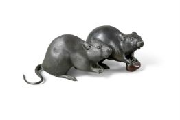 A Japanese bronze of a rat