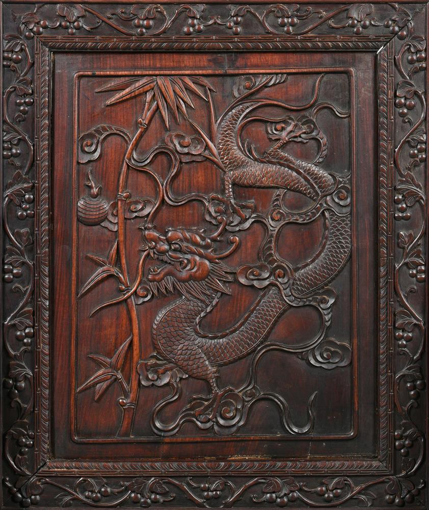 A Chinese Hongmu screen - Image 2 of 5