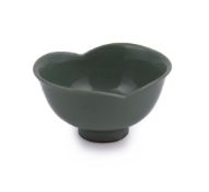 A Chinese green glazed 'Tulip' bowl