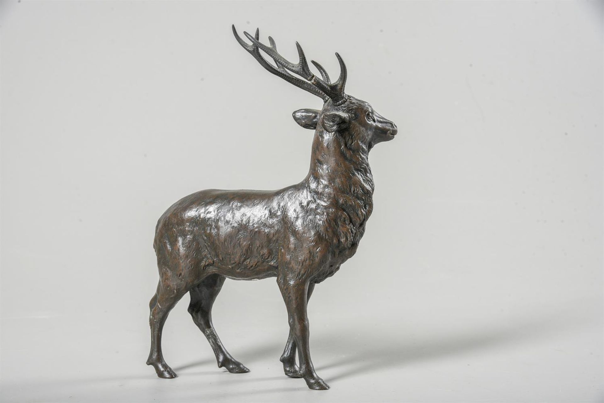 A Japanese bronze model of a stag - Image 2 of 3