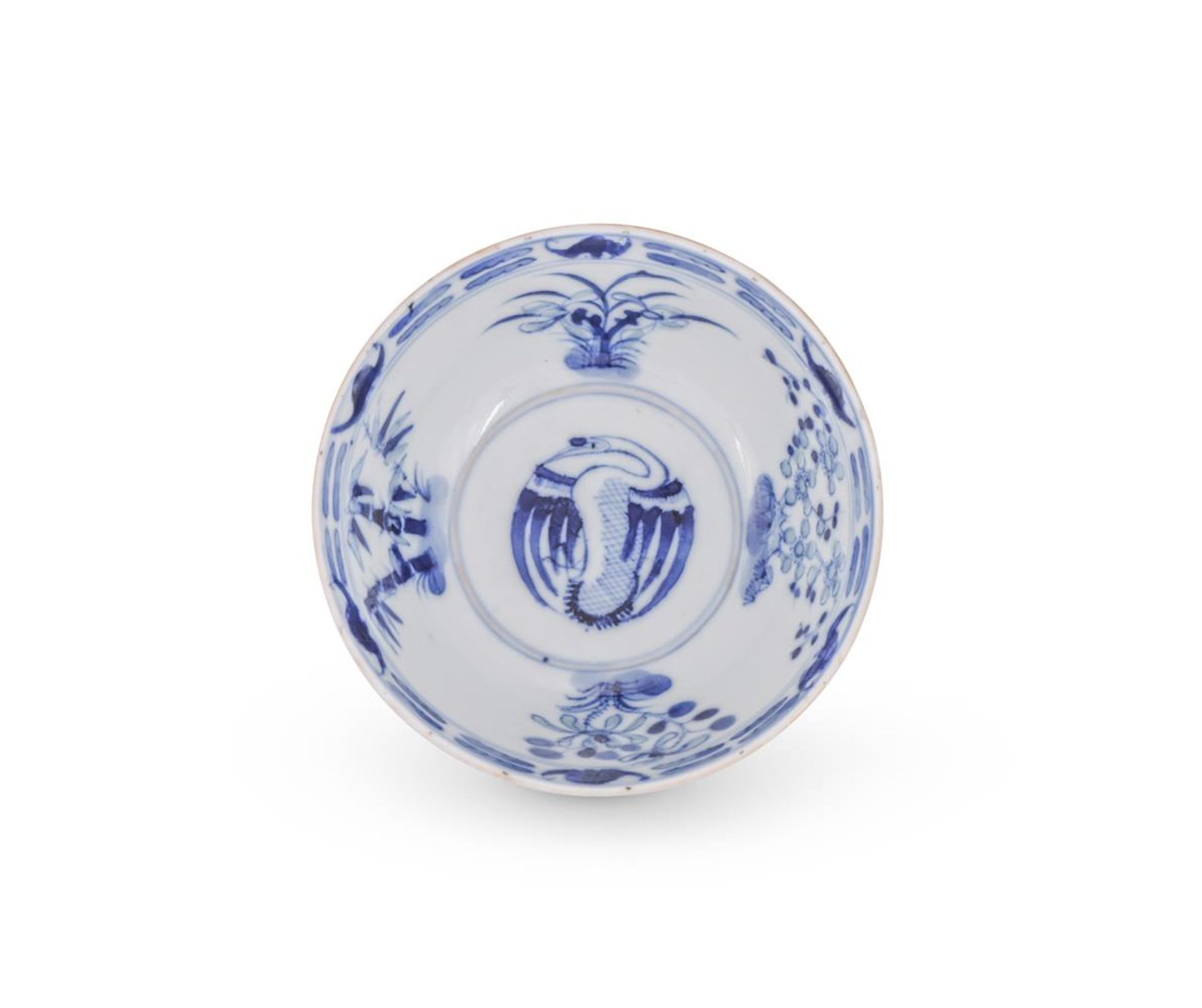 A Chinese 'ling long' blue and white and Famille Rose bowl - Bild 3 aus 4